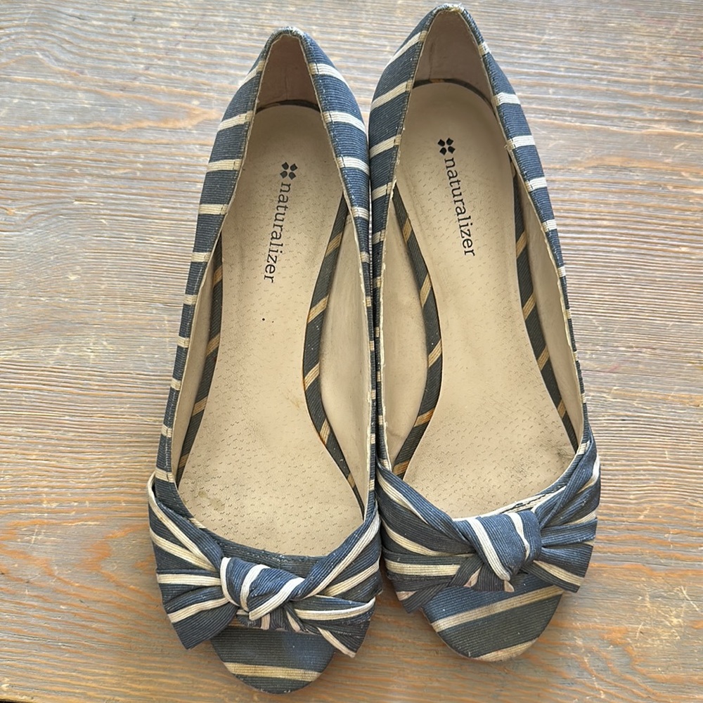 Naturalizer Wedges - Picture 2 of 5